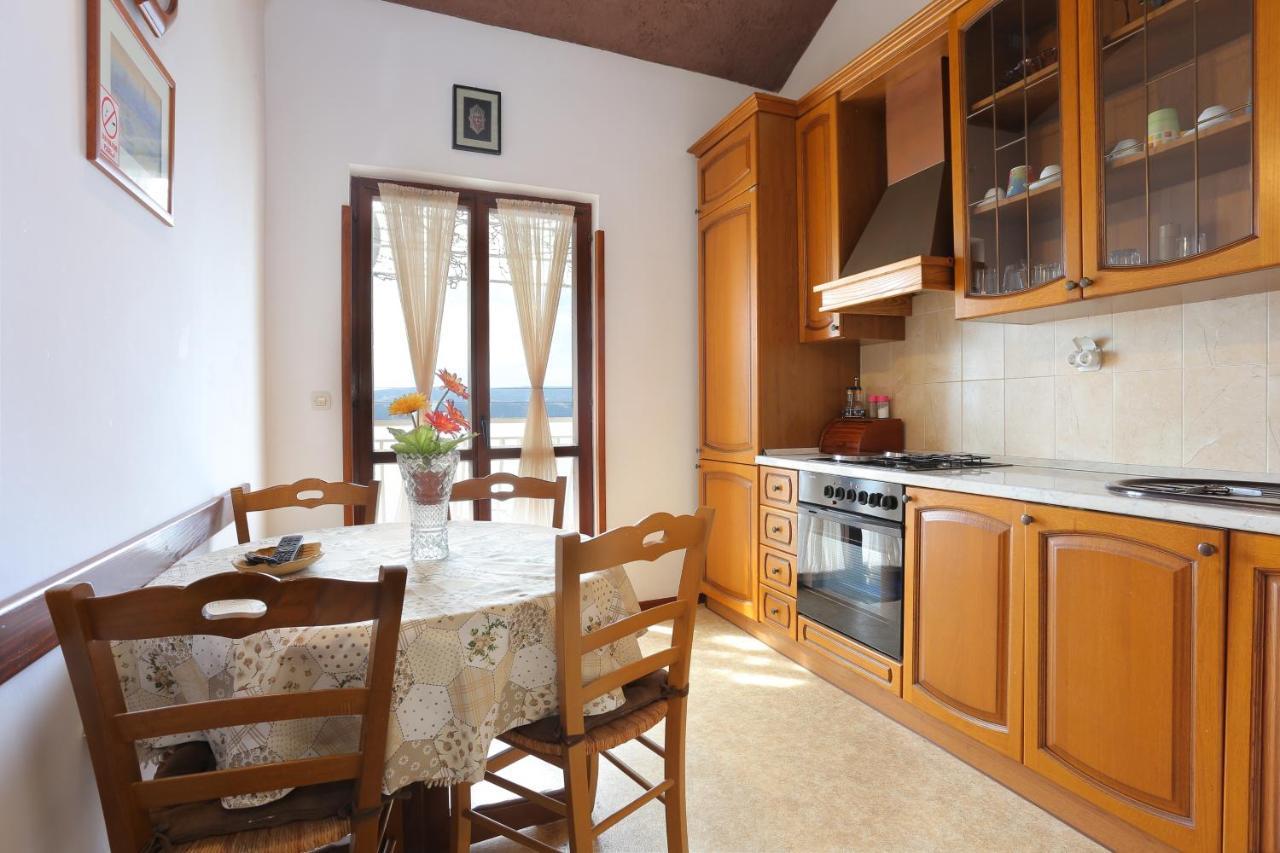 Apartments By The Sea Stanici, Omis - 1028 Tice Exterior foto