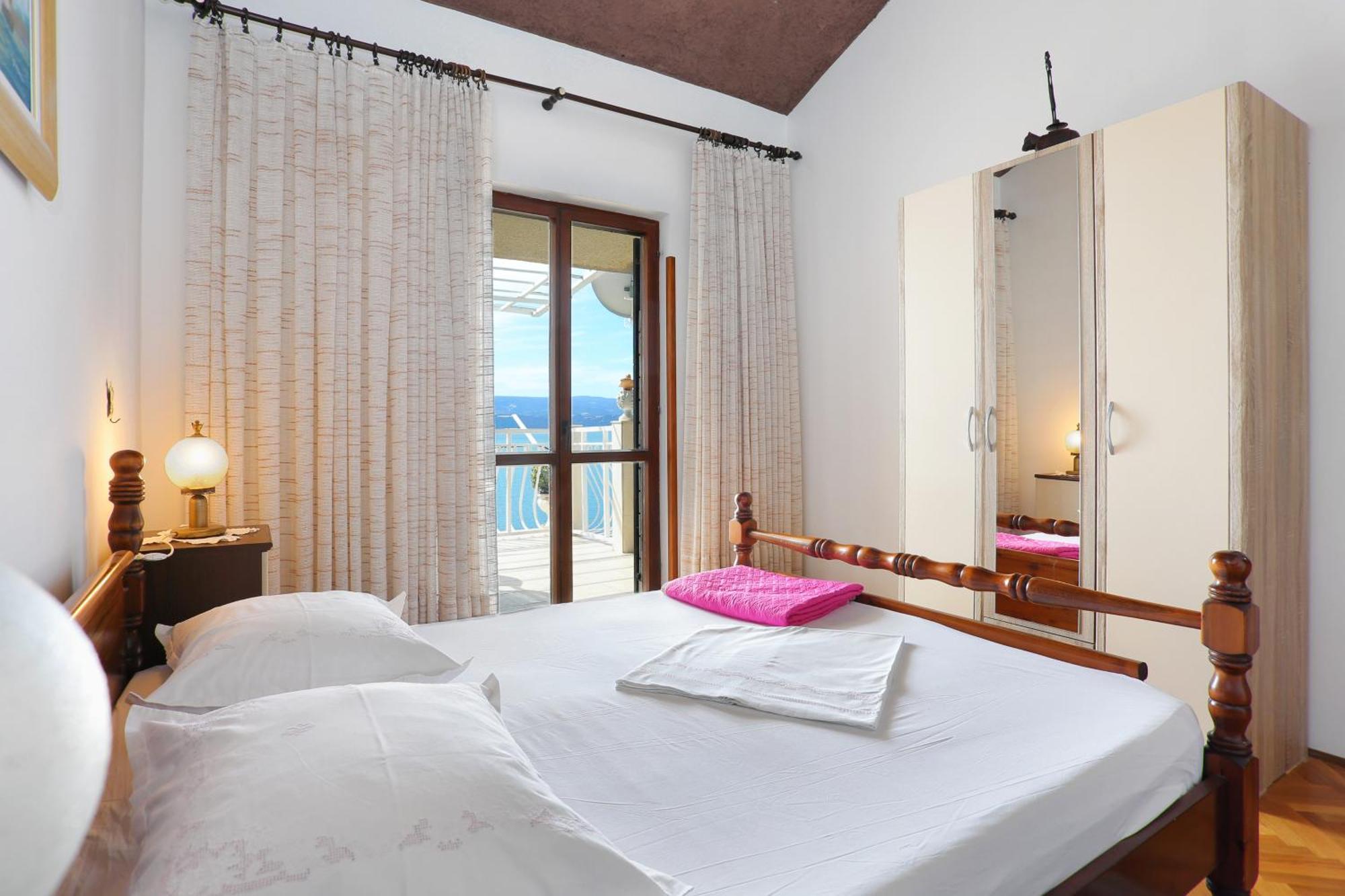 Apartments By The Sea Stanici, Omis - 1028 Tice Habitación foto